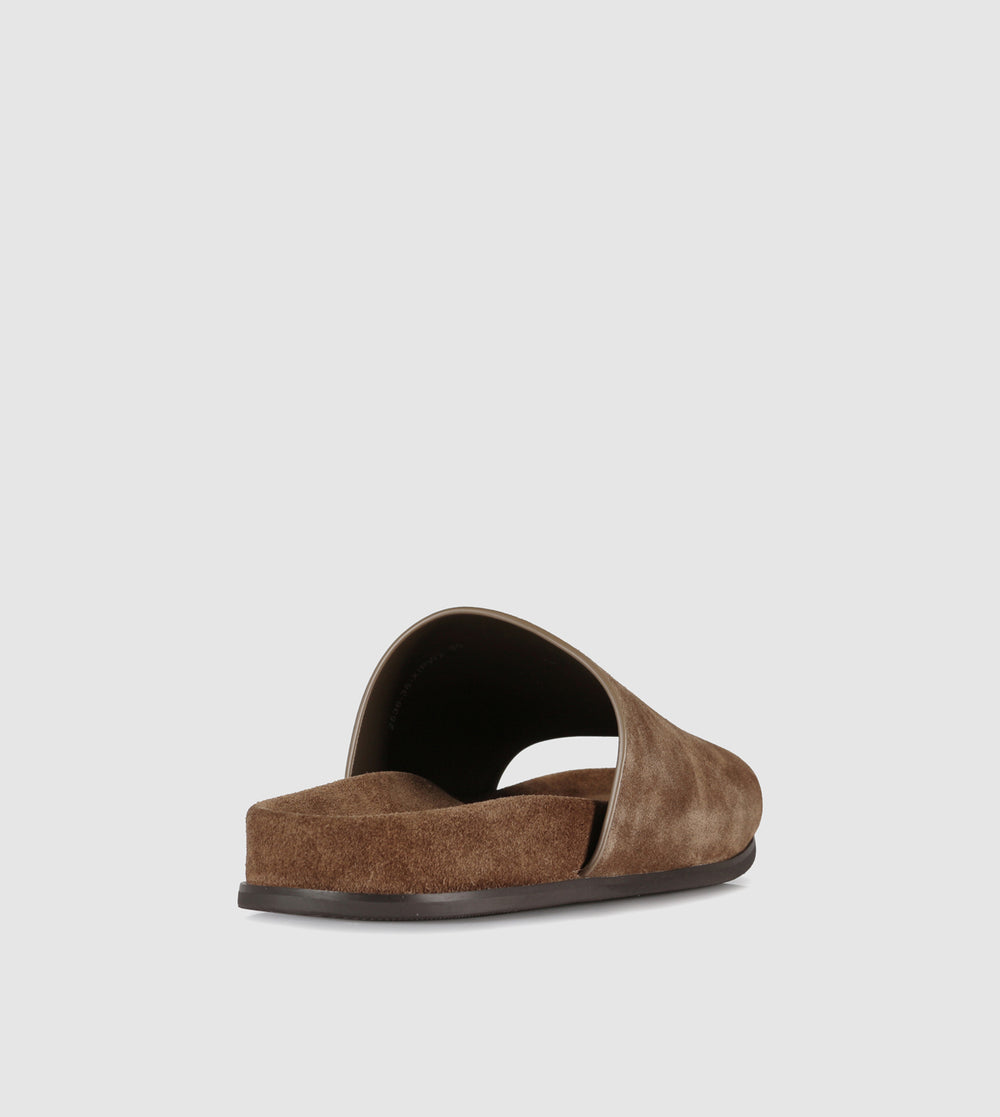 Junille Slides by Beau Coops