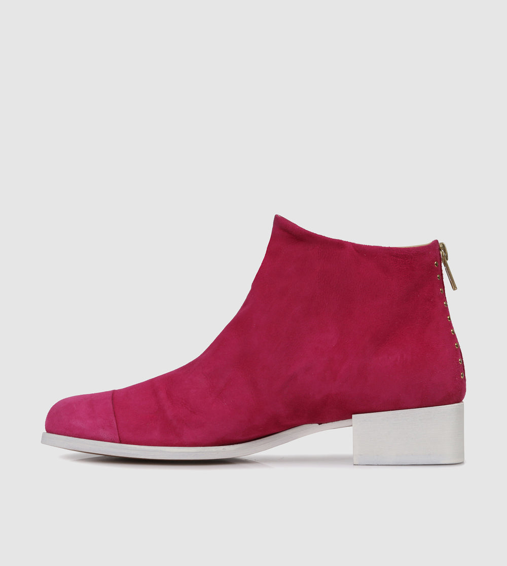 Beau5-b_loss Ankle Boots by Beau Coops