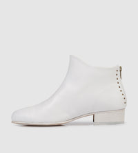 Beau5-b_loss Ankle Boots by Beau Coops