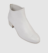 Beau5-b_loss Ankle Boots by Beau Coops