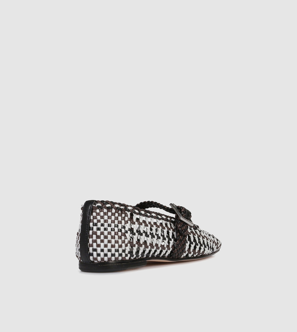 Julia Ballerinas by Beau Coops
